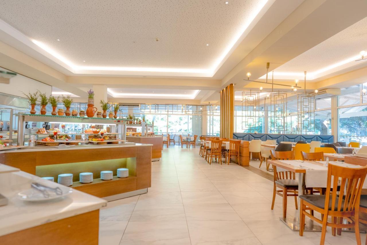 Vita Park Hotel & Aqua Park 알베나 외부 사진