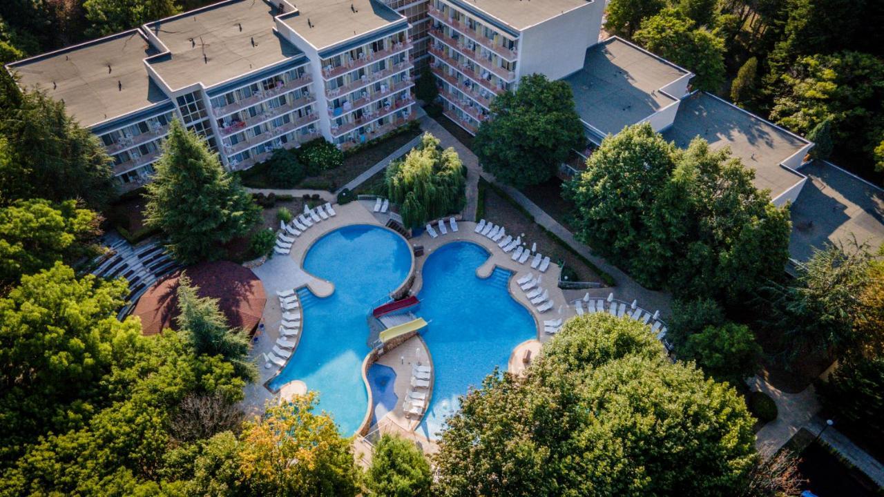Vita Park Hotel & Aqua Park 알베나 외부 사진