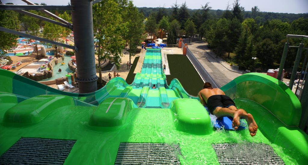 Vita Park Hotel & Aqua Park 알베나 외부 사진
